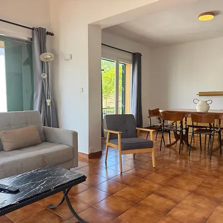 Apartment Agi La Pinta